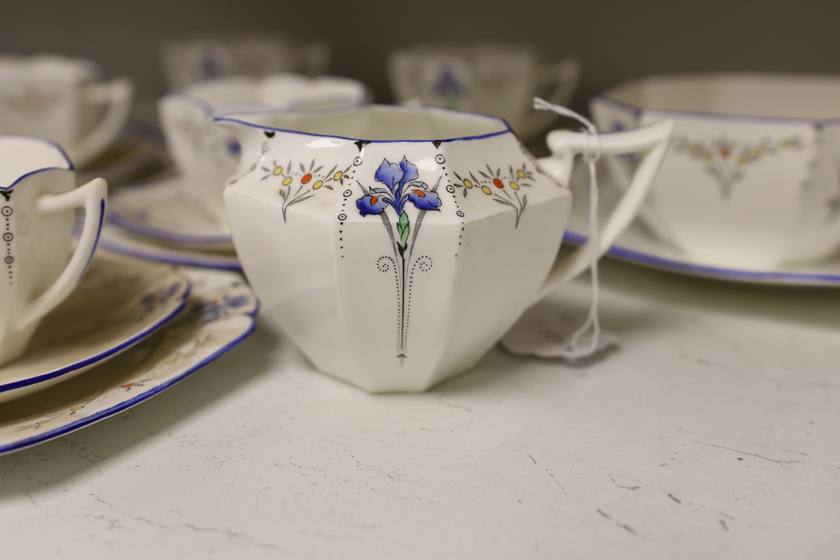 A Shelley Queen Anne Blue Iris F11561 set for six tea set